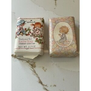 Vtg Betsey Clark Hallmark Bar Soap Lot Of 2 Buttons &‎ Bo 1976 New Old Stock